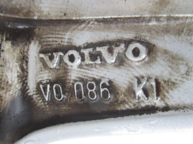 bontott VOLVO V40 Alufelni (1 db)