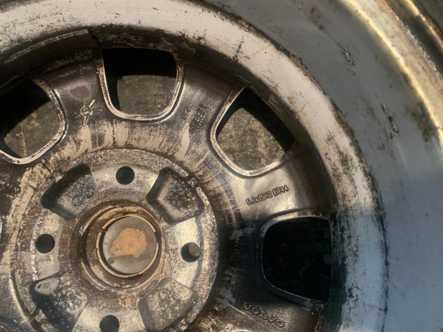 bontott VOLVO V40 Alufelni Szett