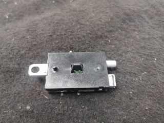 bontott VOLVO V40 Antenna Erősítő
