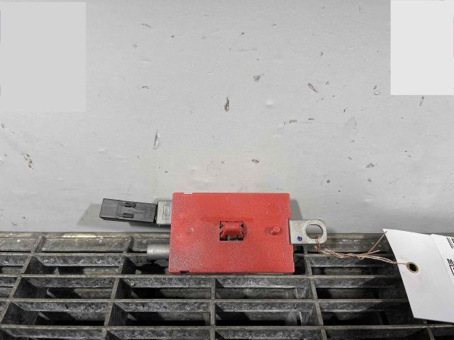 bontott VOLVO V40 Antenna Erősítő