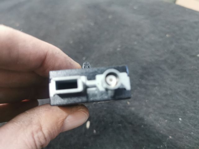 bontott VOLVO V40 Antenna Erősítő