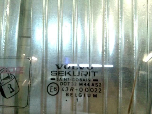 bontott VOLVO V40 Bal első Ablak