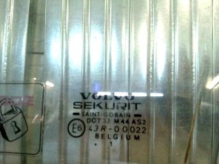 bontott VOLVO V40 Bal első Ablak