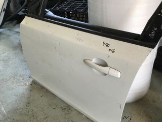 bontott VOLVO V40 Bal első Ajtó (Részeivel)