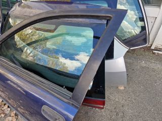 bontott VOLVO V40 Bal első Ajtó (Részeivel)