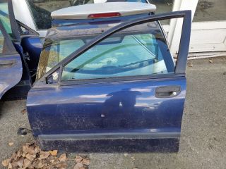 bontott VOLVO V40 Bal első Ajtó (Részeivel)