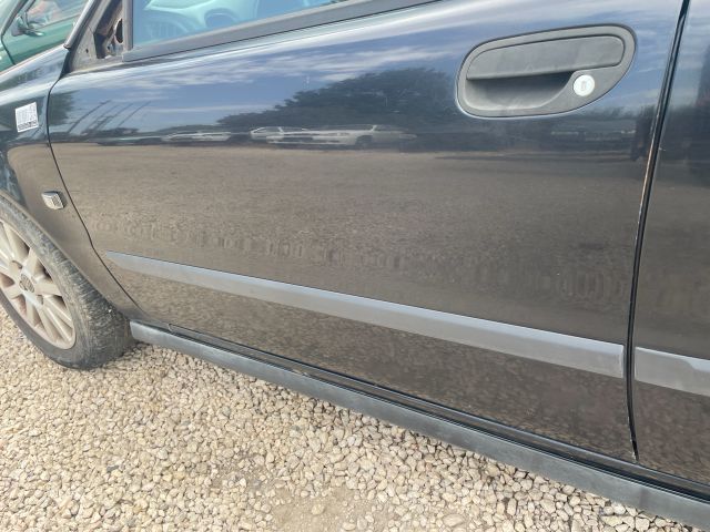 bontott VOLVO V40 Bal első Ajtó (Üres lemez)