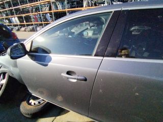 bontott VOLVO V40 Bal első Ajtó (Üres lemez)