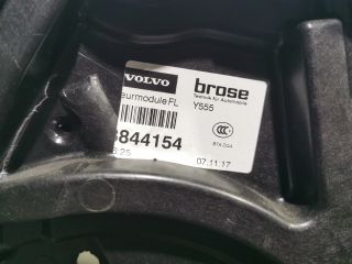 bontott VOLVO V40 Bal első Ajtó (Üres lemez)