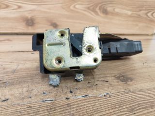 bontott VOLVO V40 Bal első Ajtózár