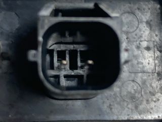 bontott VOLVO V40 Bal első Ajtózár