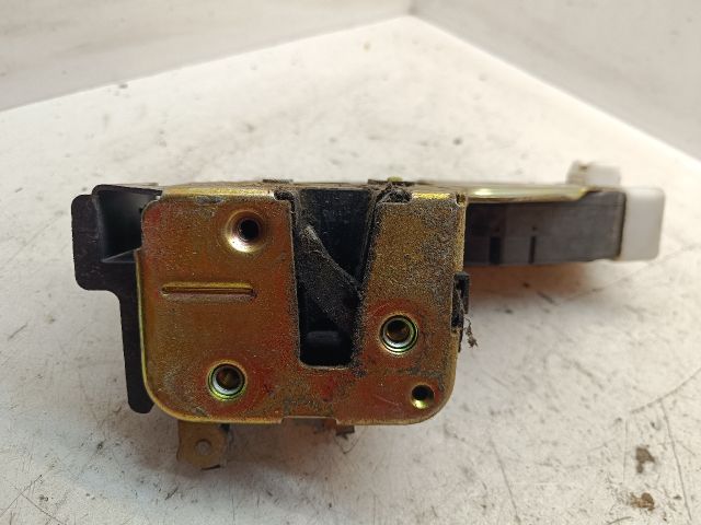 bontott VOLVO V40 Bal első Ajtózár