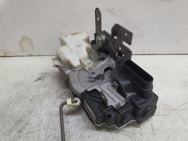 bontott VOLVO V40 Bal első Ajtózár