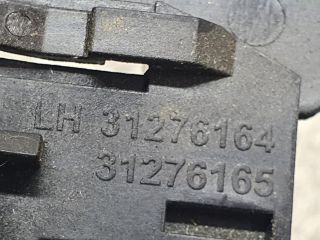 bontott VOLVO V40 Bal első Külső Kilincsfészek