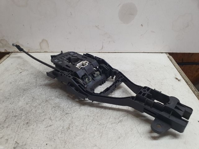 bontott VOLVO V40 Bal első Külső Kilincsfészek