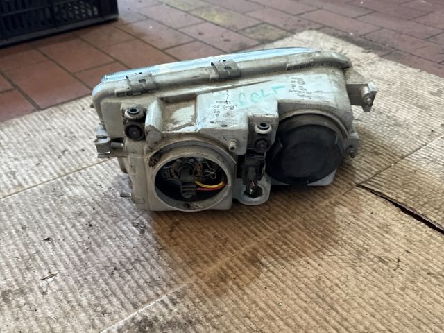 bontott VOLVO V40 Bal Fényszóró