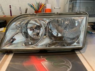 bontott VOLVO V40 Bal Fényszóró