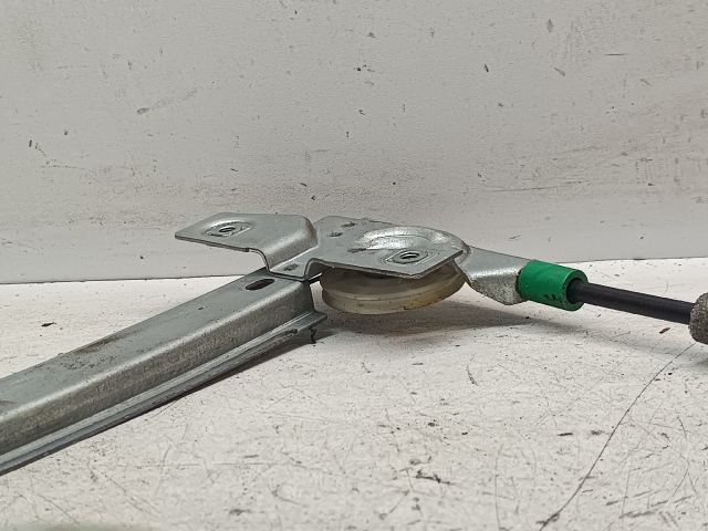 bontott VOLVO V40 Bal hátsó Ablakemelő Szerkezet (Elektromos)