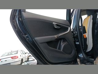 bontott VOLVO V40 Bal hátsó Ajtó Kárpit