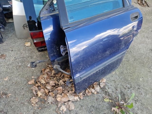 bontott VOLVO V40 Bal hátsó Ajtó (Részeivel)