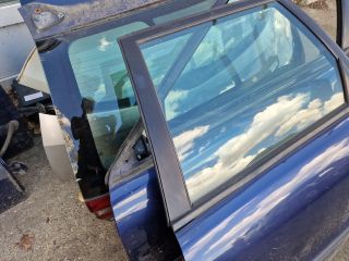 bontott VOLVO V40 Bal hátsó Ajtó (Részeivel)