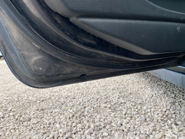 bontott VOLVO V40 Bal hátsó Ajtó (Üres lemez)