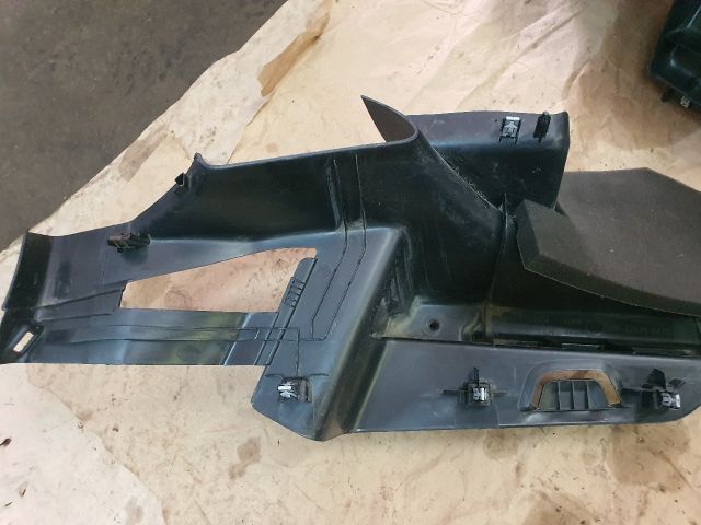 bontott VOLVO V40 Bal hátsó Csomagtér Burkolat (Műanyag)