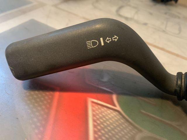 bontott VOLVO V40 Bal Kormánykapcsoló Irányjelző