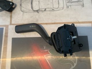 bontott VOLVO V40 Bal Kormánykapcsoló Irányjelző