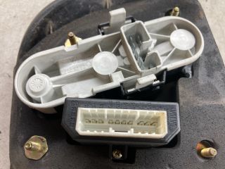 bontott VOLVO V40 Bal Külső Hátsó Lámpa