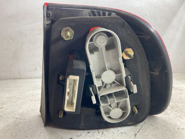 bontott VOLVO V40 Bal Külső Hátsó Lámpa