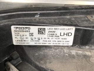 bontott VOLVO V40 Bal Ledes Fényszóró