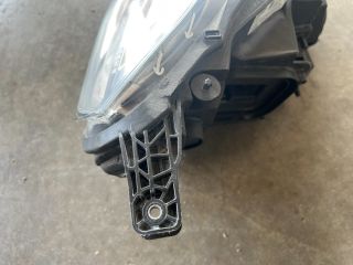 bontott VOLVO V40 Bal Ledes Fényszóró