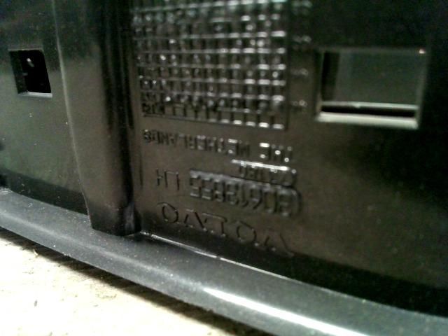 bontott VOLVO V40 Bal Szellőző