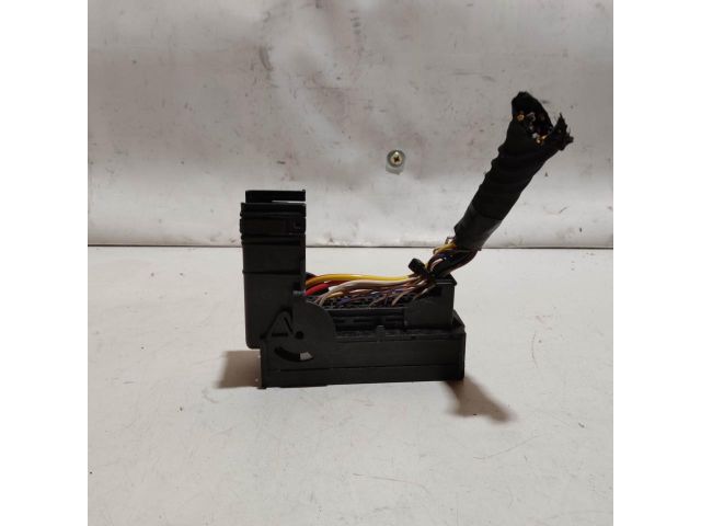 bontott VOLVO V40 Csatlakozó