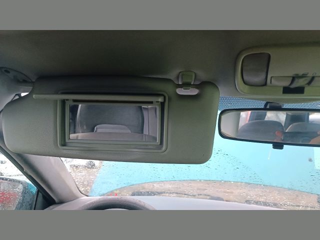 bontott VOLVO V40 Csomagtérajtó Gumikéder