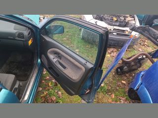 bontott VOLVO V40 Csomagtérajtó Gumikéder