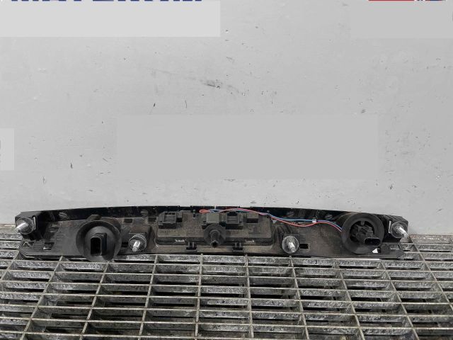 bontott VOLVO V40 Csomagtérajtó Kilincs