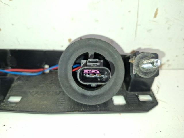 bontott VOLVO V40 Csomagtérajtó Kilincs