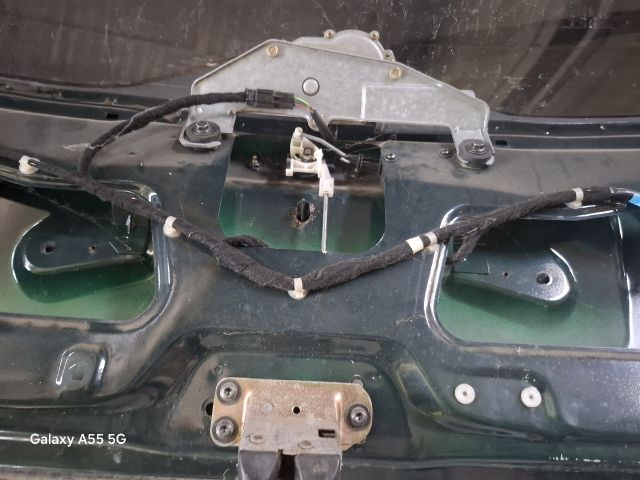 bontott VOLVO V40 Csomagtérajtó (Részeivel)