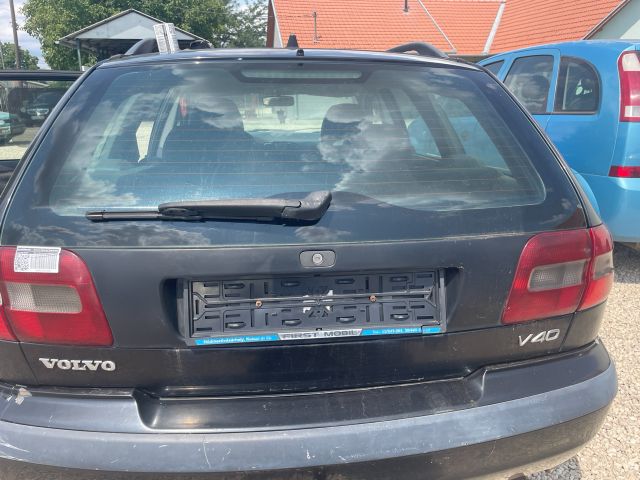 bontott VOLVO V40 Csomagtérajtó (Üres lemez)