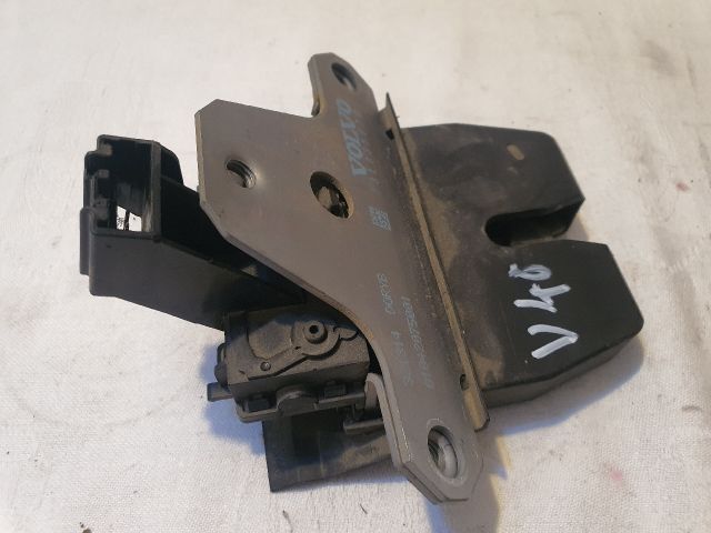 bontott VOLVO V40 Csomagtérajtó Zárszerkezet