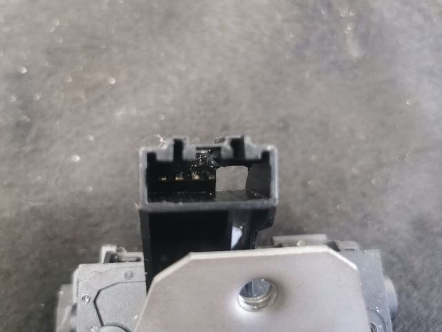 bontott VOLVO V40 Csomagtérajtó Zárszerkezet