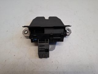 bontott VOLVO V40 Csomagtérajtó Zárszerkezet