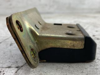 bontott VOLVO V40 Csomagtérajtó Zárszerkezet