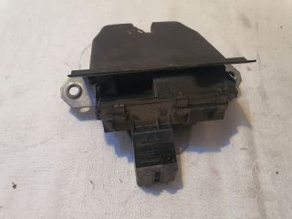 bontott VOLVO V40 Csomagtérajtó Zárszerkezet