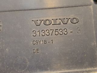 bontott VOLVO V40 Biztosítéktábla Motortér