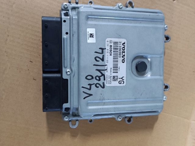 bontott VOLVO V40 Motorvezérlő