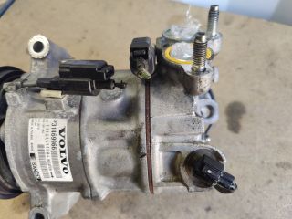 bontott VOLVO V40 Klímakompresszor