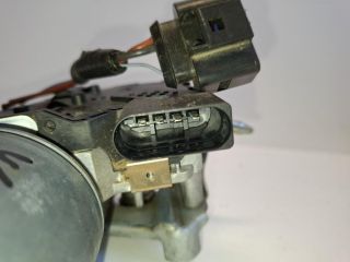 bontott VOLVO V40 Első Ablaktörlő Motor